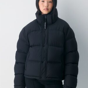 Aritzia Super Puff Shorty Black  Jacket